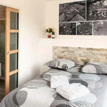 Appartement Duplex Totalement Meuble Et Equipe Lignieres  Exterior photo