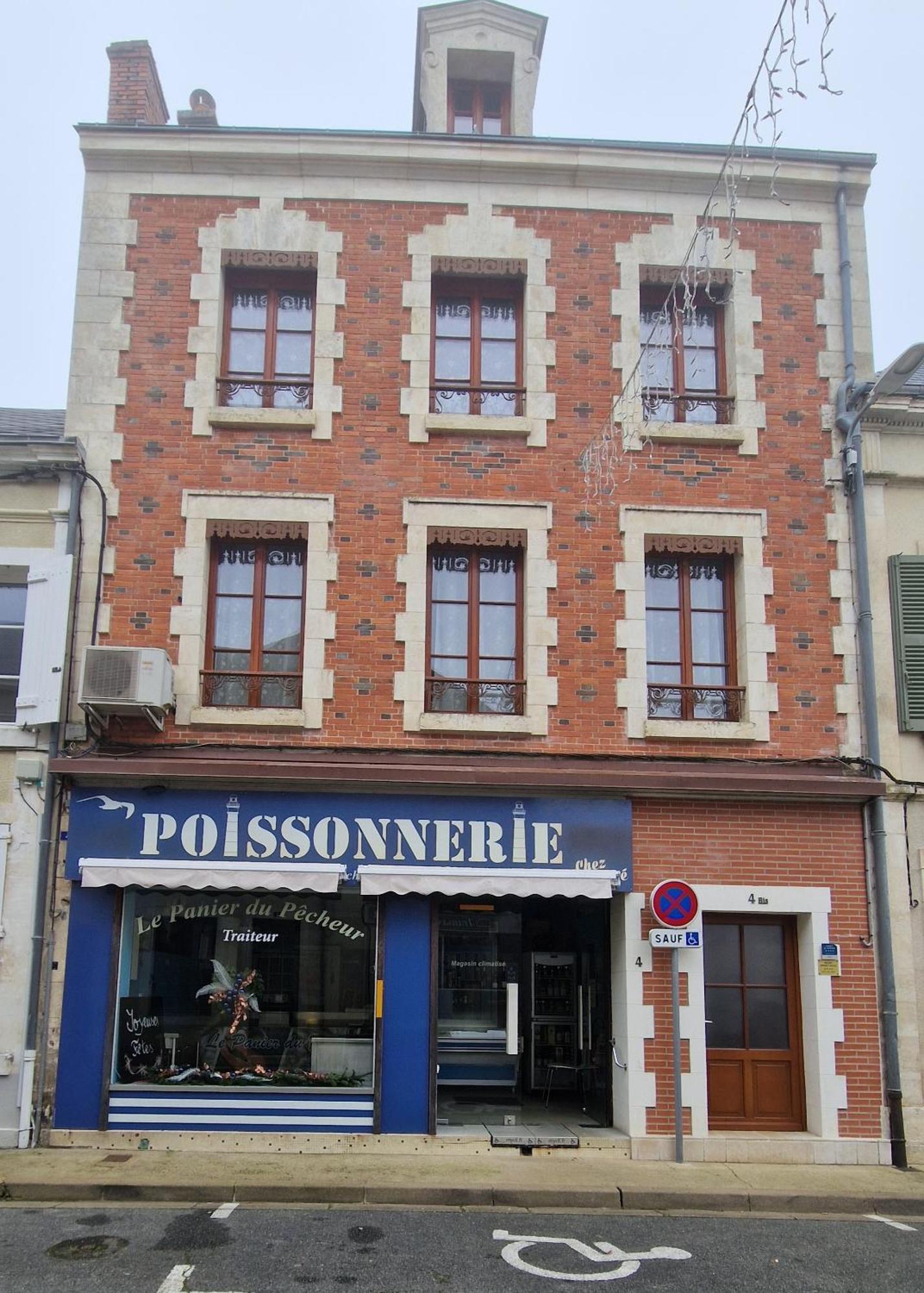 Apartment Duplex Totalement Meuble Et Equipe Lignieres (Cher)